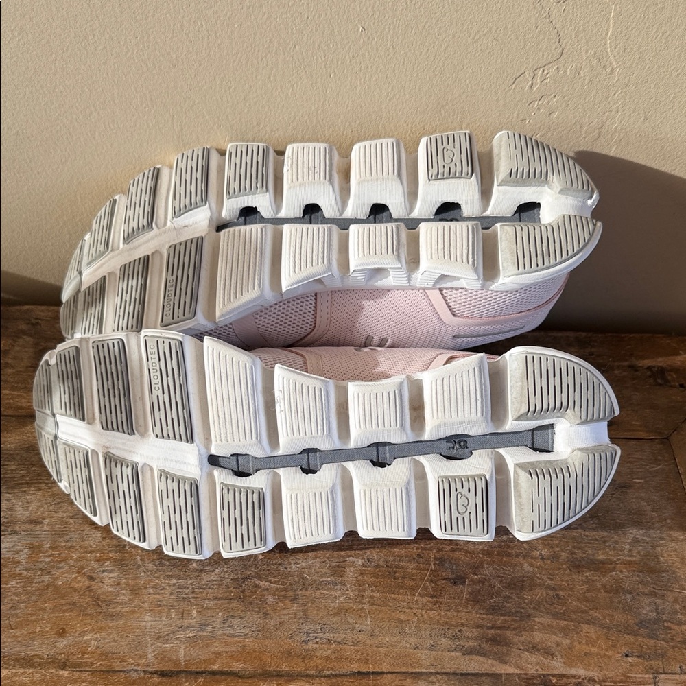 On Running Women's Pink Cloud-Style Running Sneakers - Picture 5 of 7